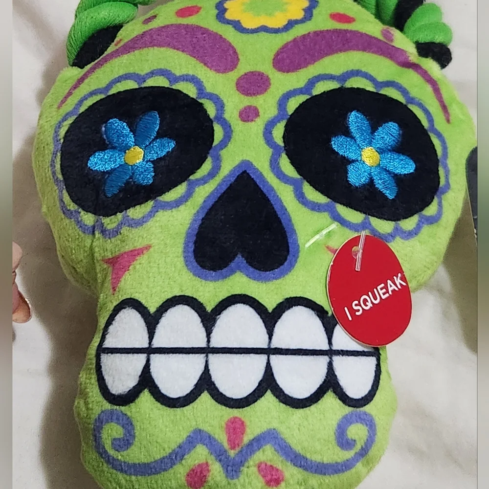 NWT Sugar Skull Halloween Squeaky Dog Toy Rope Plush